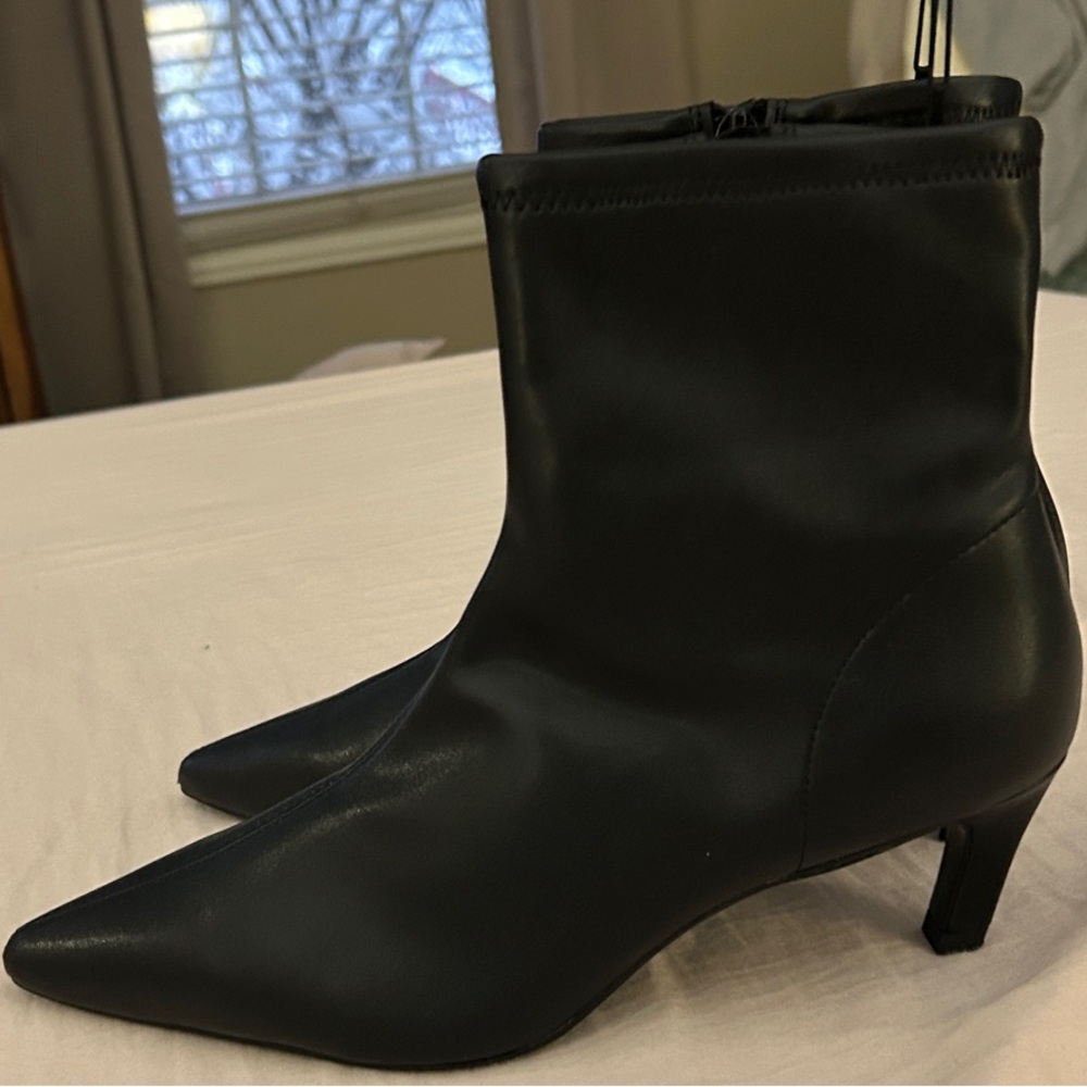 H&M black 2” heel Ankle Boots
